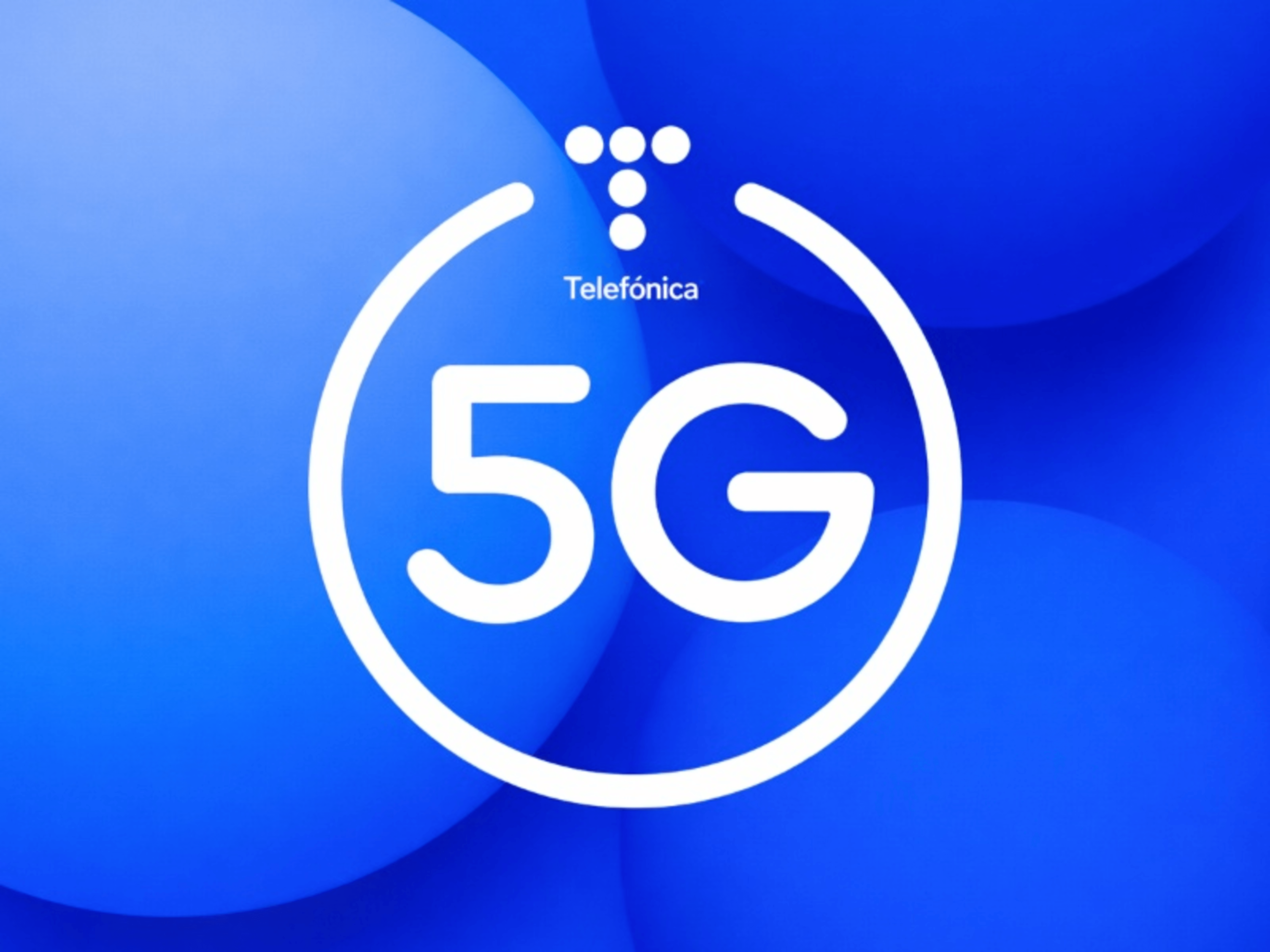 Telefonica 5G logo on blue background