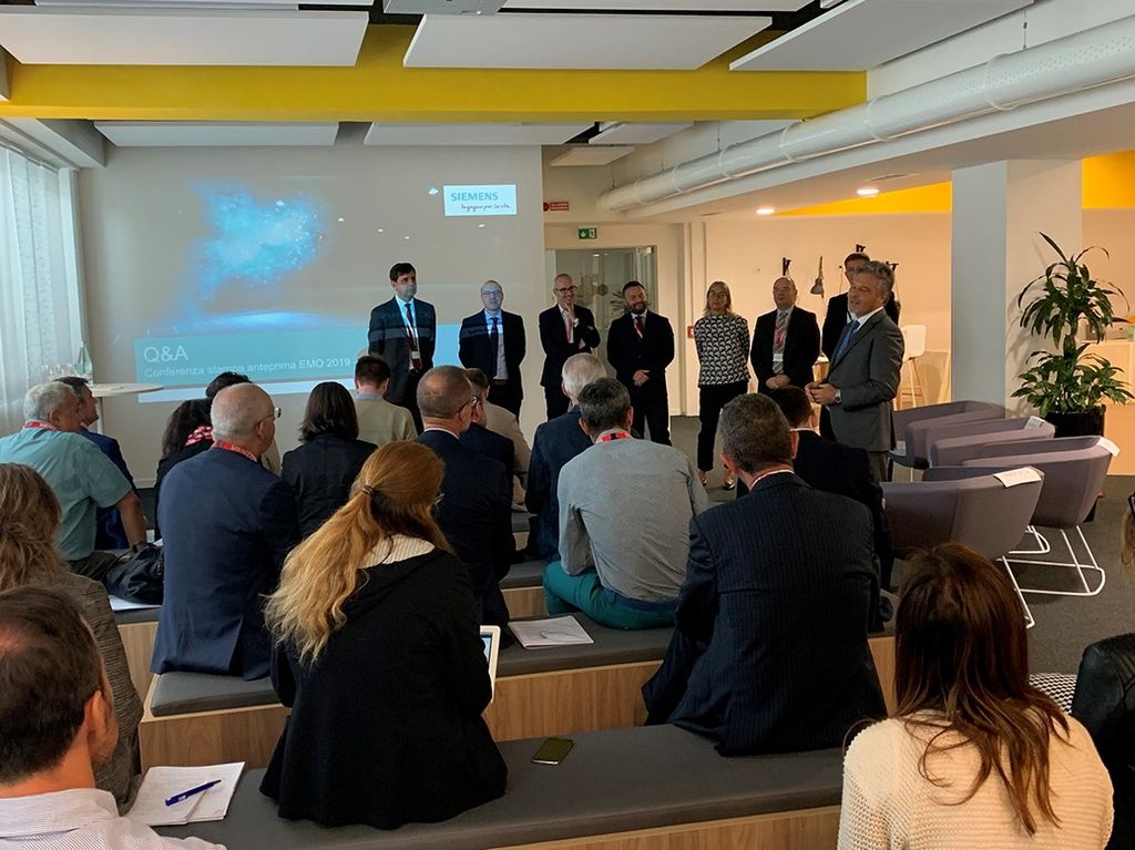 Prosegue il percorso di trasformazione digitale della macchina utensile con il nuovo CNC Siemens nativo digitale