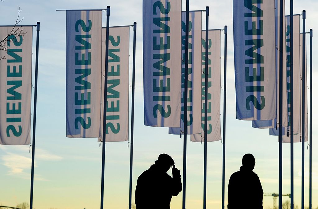 Siemens Annual Shareholders' Meeting 2013 in Munich, Germany