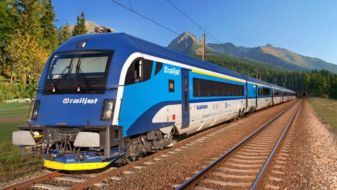 České dráhy (ČD) – seven-car Railjet trains based on Viaggio Comfort