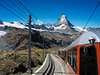 MGBahn fähr in Richtung des Matterhorns