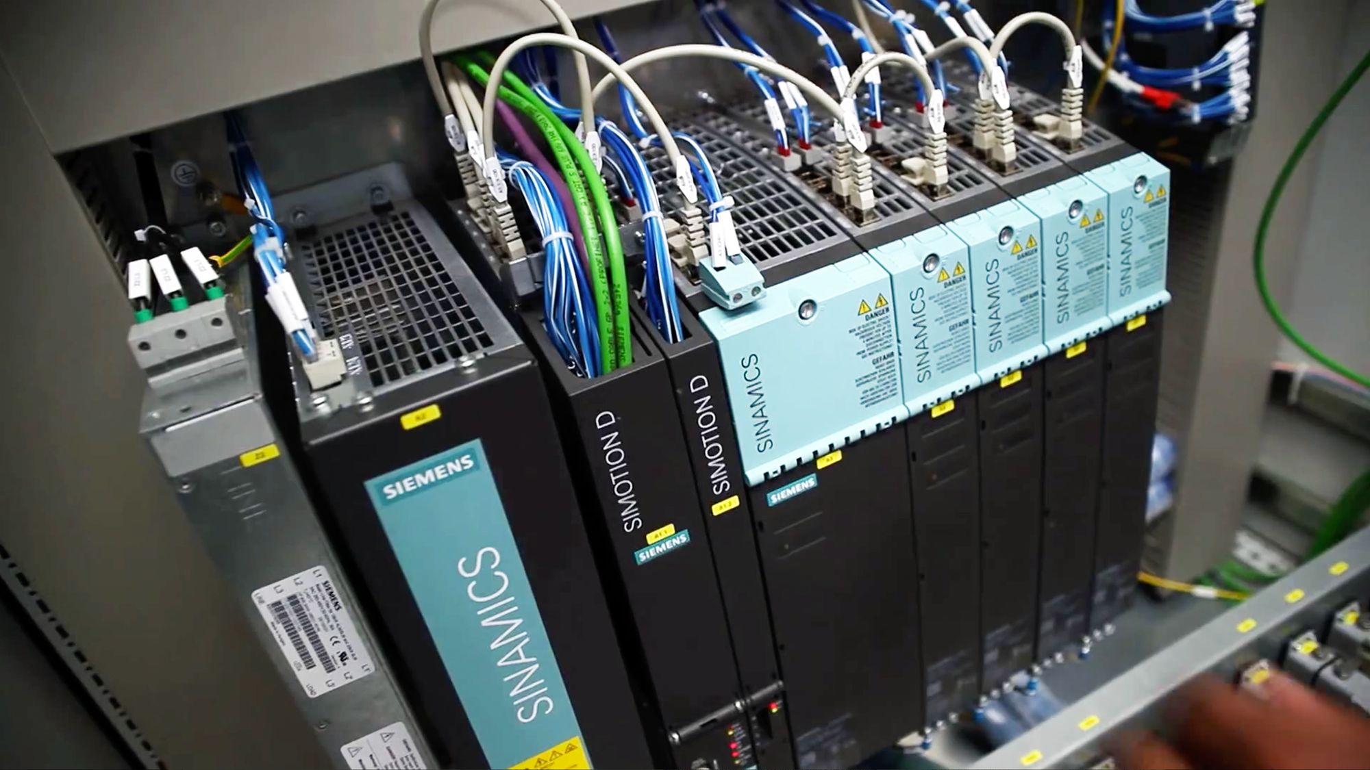 SINAMICS S120 modular high performance drives | Servo Drives | Siemens USA