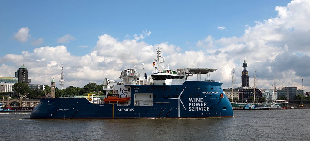 Serviceschiff für das niederländische Gemini-Projekt in Hamburg getauft 