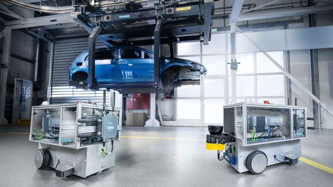 SCALANCE MUM856-1 in Siemens Automotive Showroom and Test Center