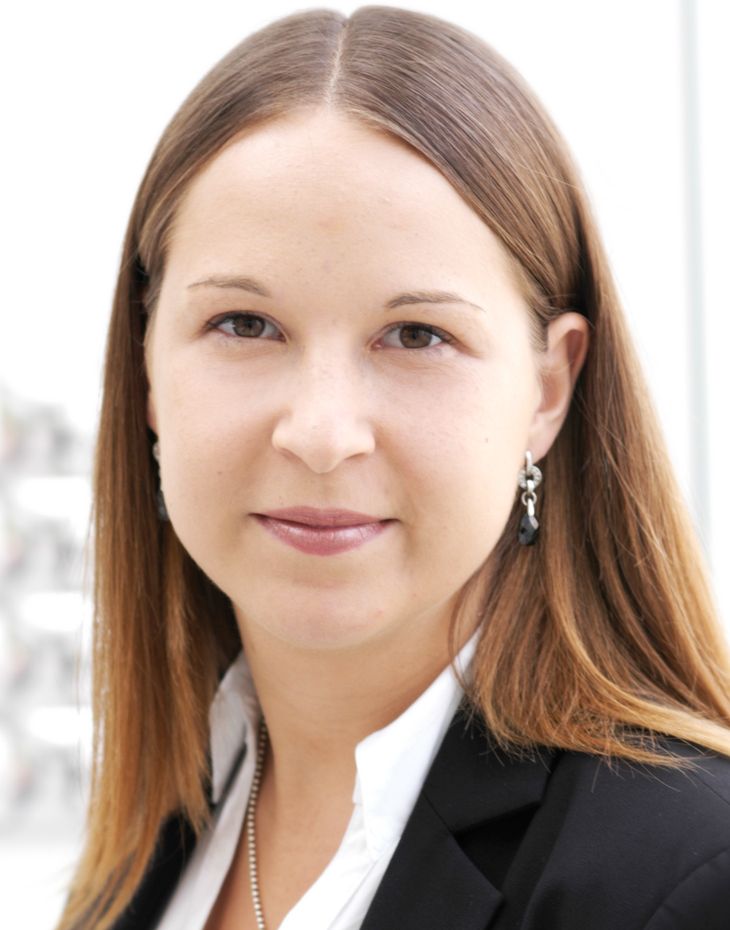 Portrait Stephanie Cekr 