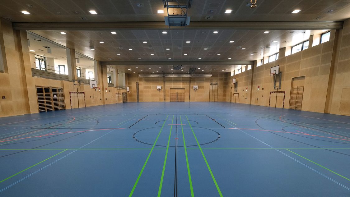 Infrastructure partagée : le campus « Christine Nöstlinger » abrite notamment un triple gymnase et deux salles de sport. 