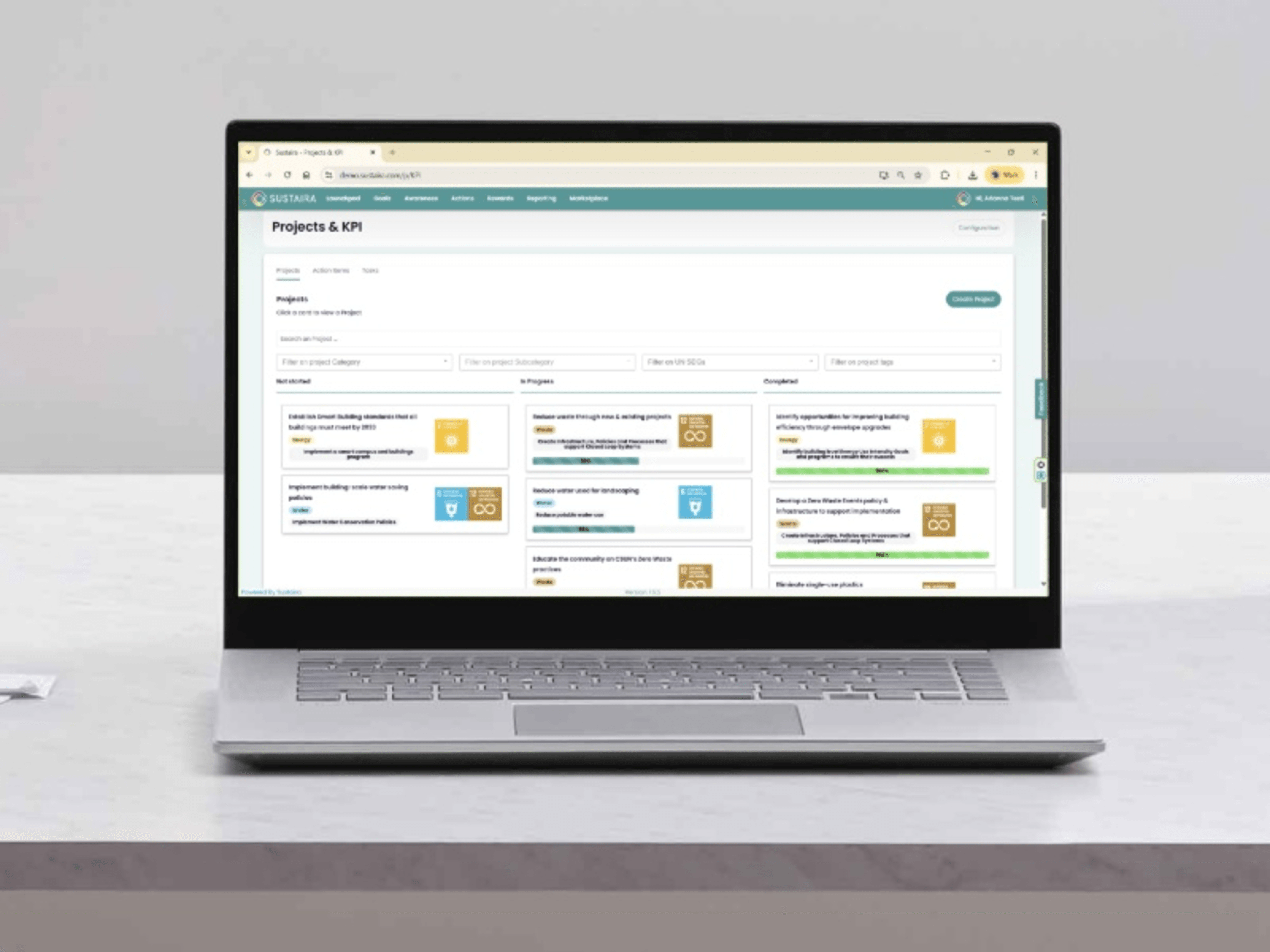 แล็ปท็อปแสดงแดชบอร์ดการ