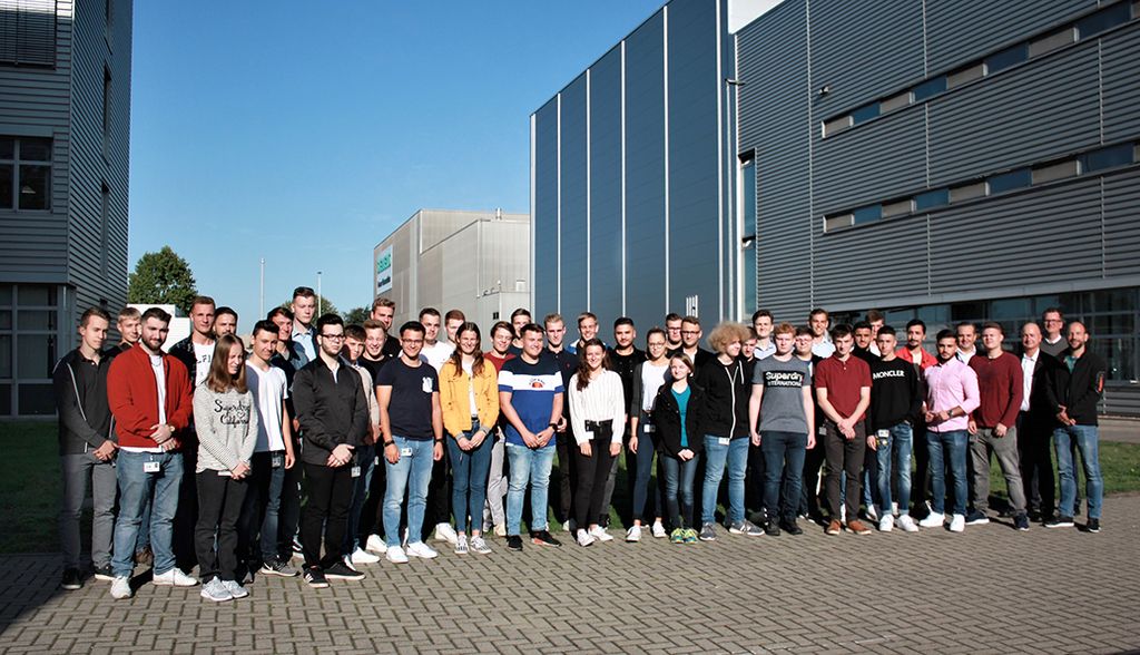 Apprentices and work study program participants at the Siemens location in Erlangen.