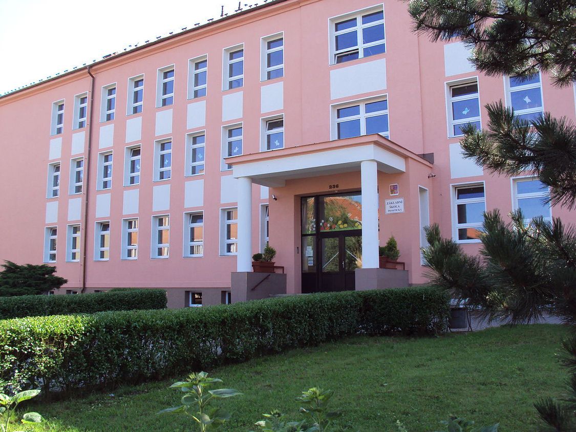 Mimoň, Liberecký kraj, škola