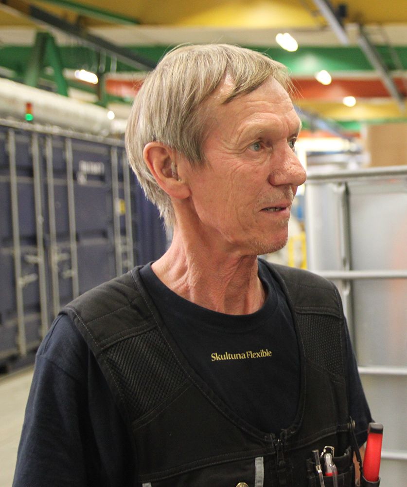 Mekanikern Sven-Olof ”Sventa” Käll gjorde motoranpassningarna.