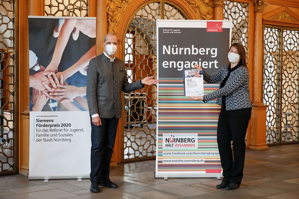 Siemens unterstützt Ehrenamtsakademie Nürnberg