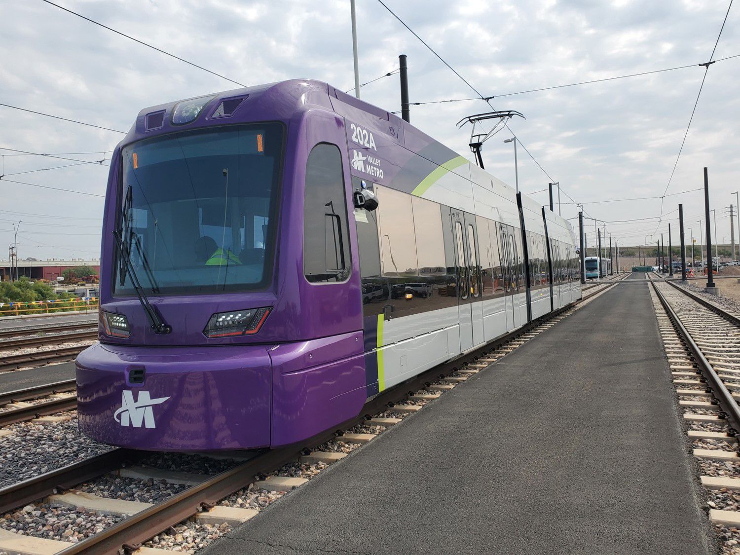 Siemens Mobility to deliver 14 light rail trains to Phoenix Press