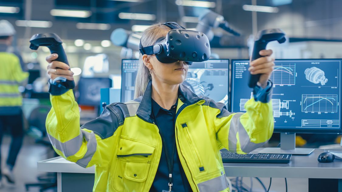 virtual reality - female engineer