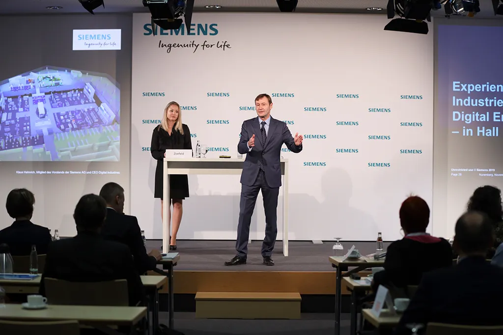 Klaus Helmrich auf der Pressekonferenz im Rahmen der SPS 2019