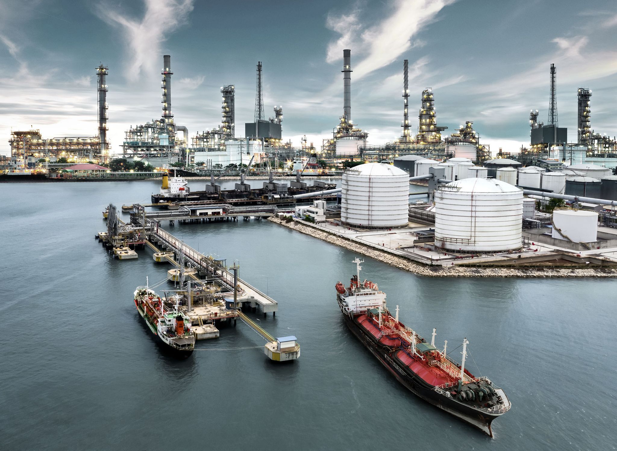 Oil and gas industry discount