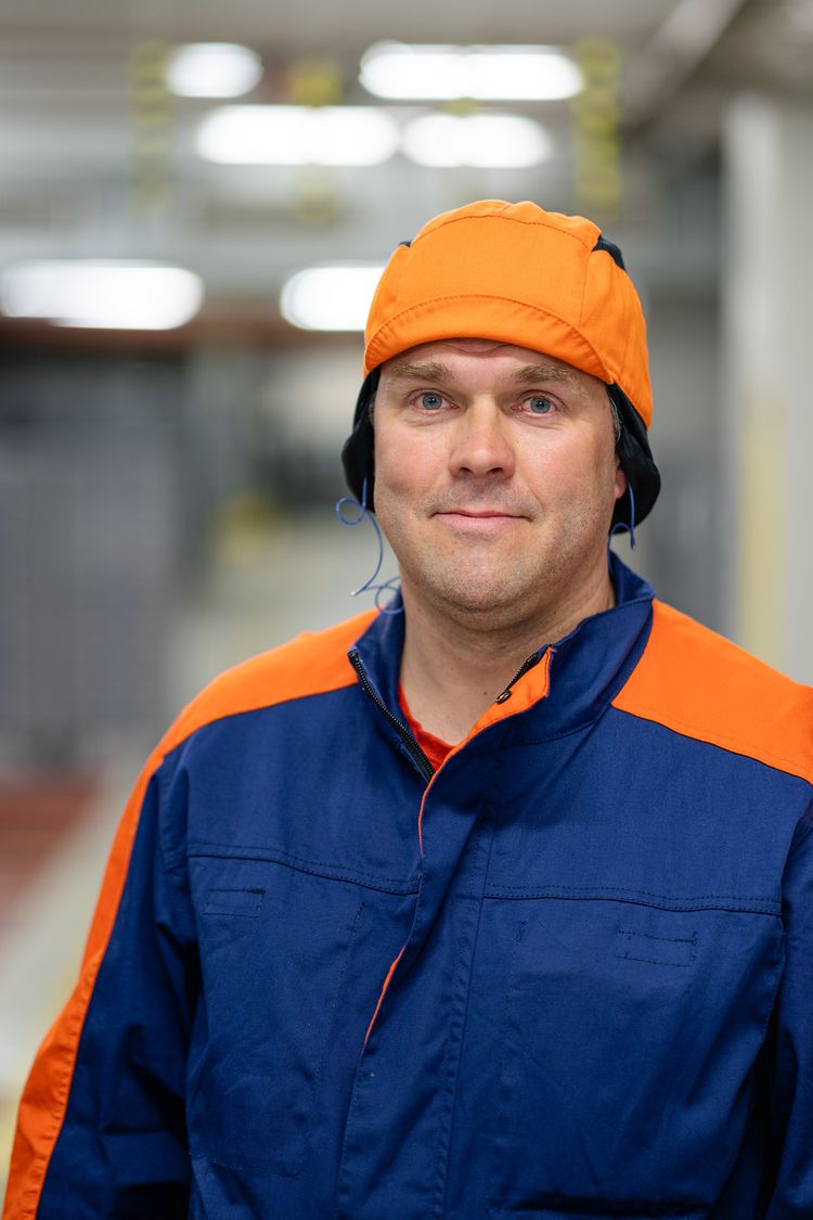 Olli-Pekka Lohi toimii Lappeenrannan makeistehtaan teknisenä päällikkönä. 