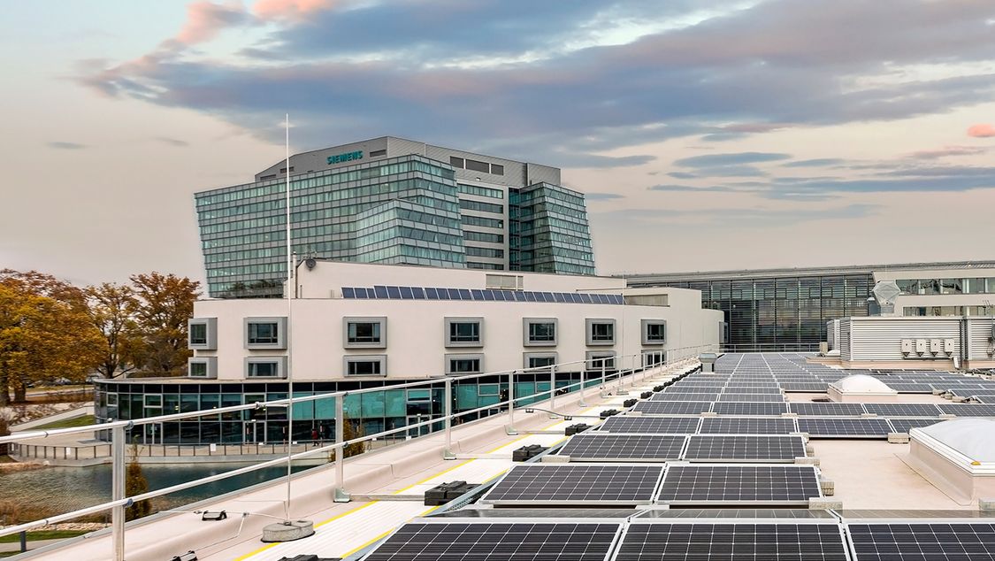 Installation photovoltaïque sur le toit du campus de Siemens à Vienne