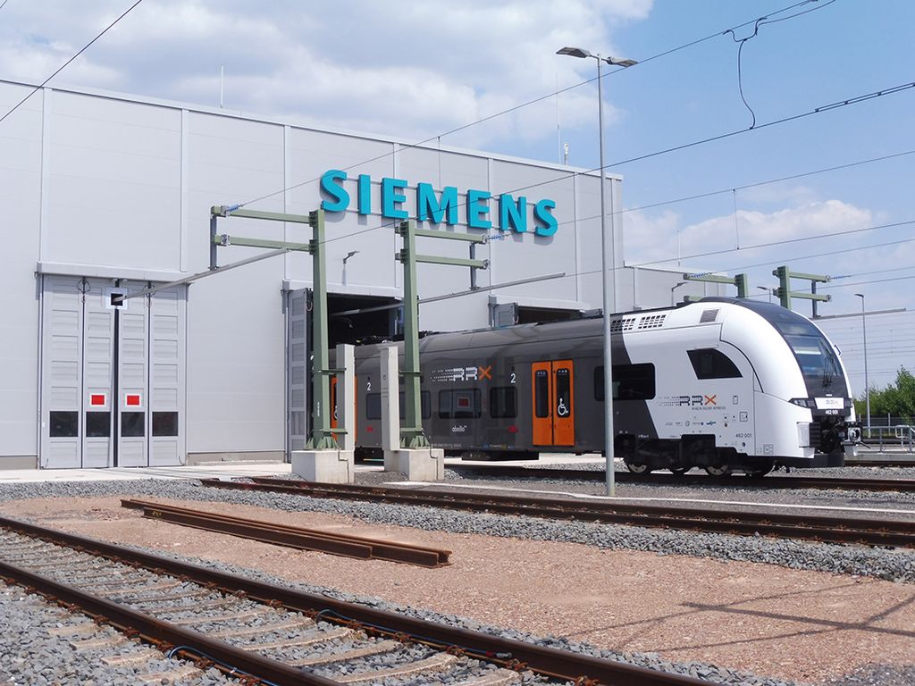 Siemens nimmt RRX-Instandhaltungswerk offiziell in Betrieb