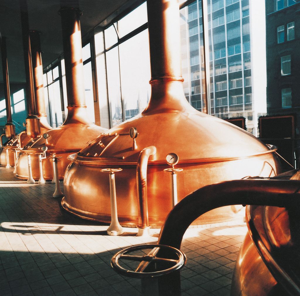 From the traditional vat to the high-tech brewery