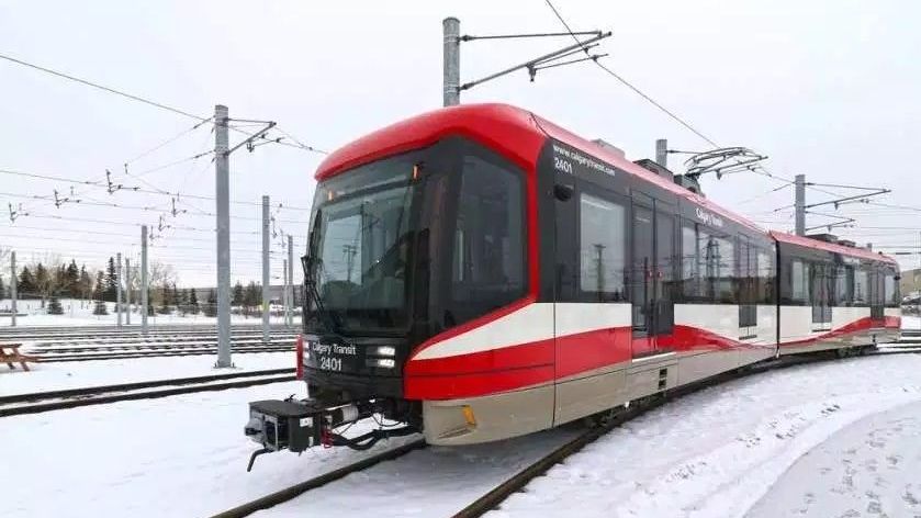 63 high-floor vehicles for Calgary