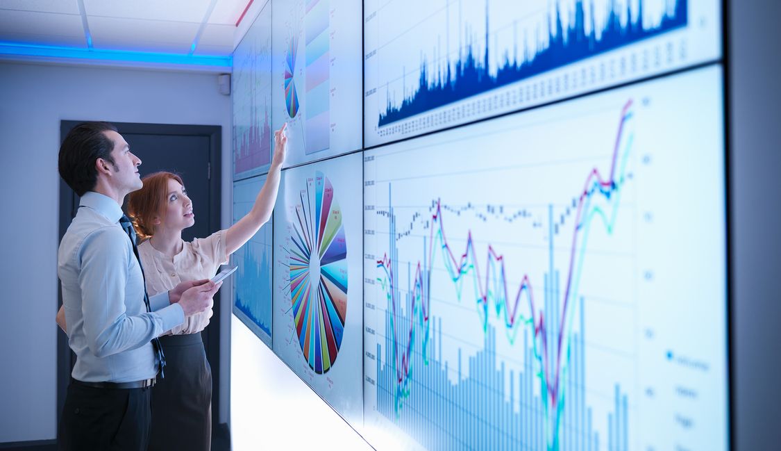 Erleben Sie in unseren Digital Enterprise Experience Centers die Verbindung der realen mit der digitalen Welt hautnah 