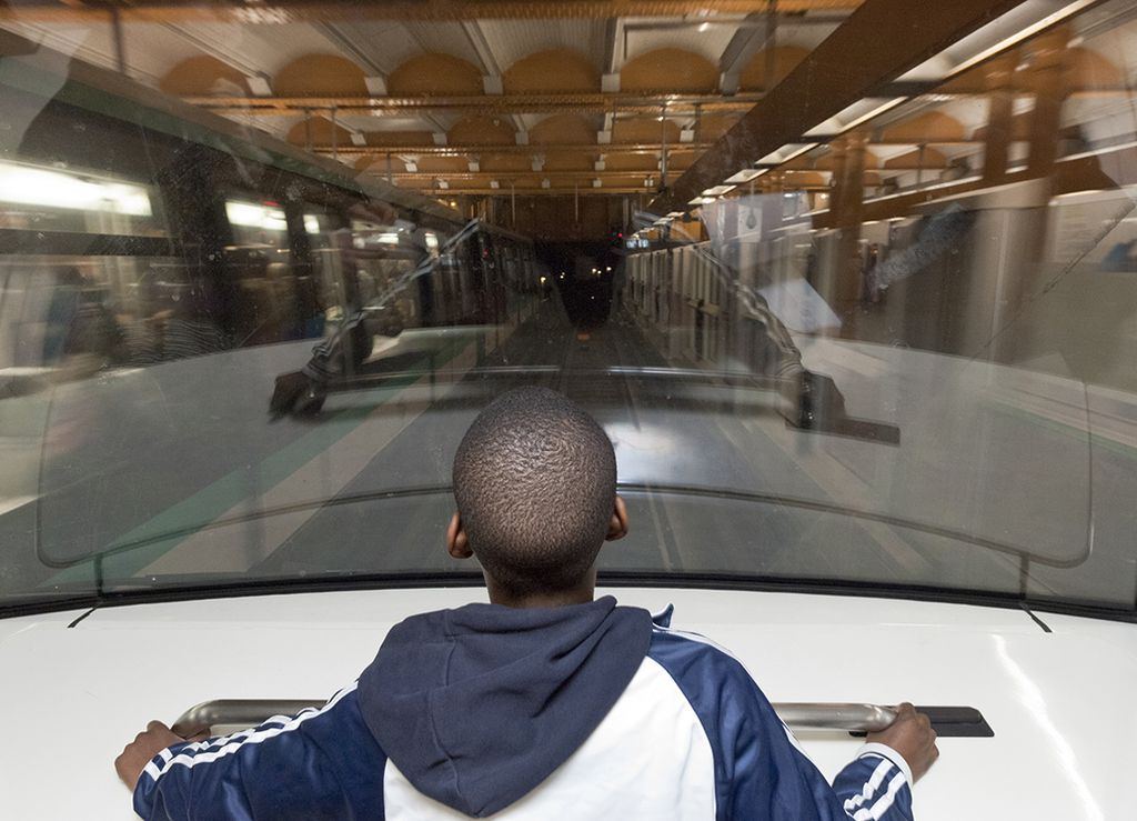 Fahrerlose U-Bahn vom Louvre zum Triumphbogen