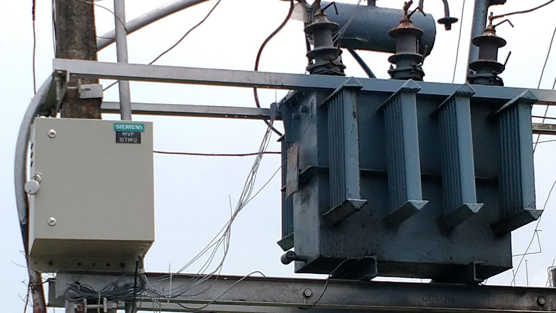 Transformer retrofitted with four sensors and a router for a field trial of the oil-level monitoring system in India’s federal state of Goa.