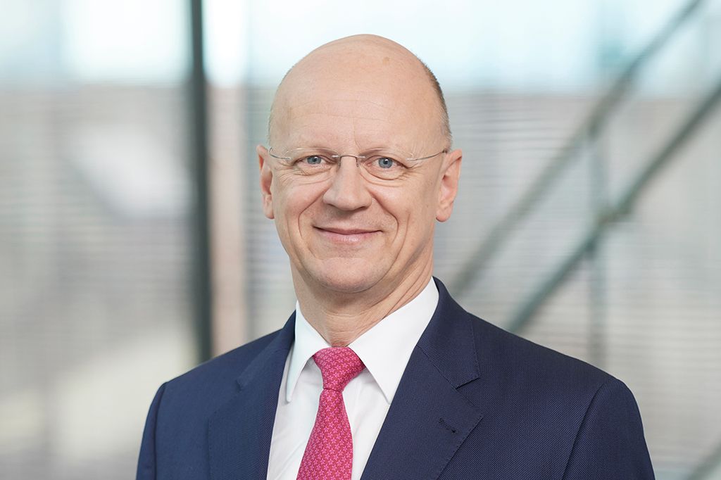 Ralf P. Thomas, Finanzvorstand