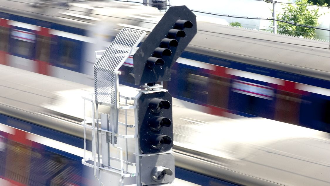 Signaltechnik, OnBoard und Bahnübergangsprodukte Bahnautomatisierung Siemens