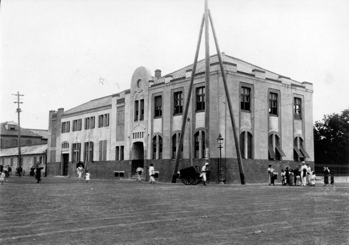 The SSDKK building in Tokyo, 1907