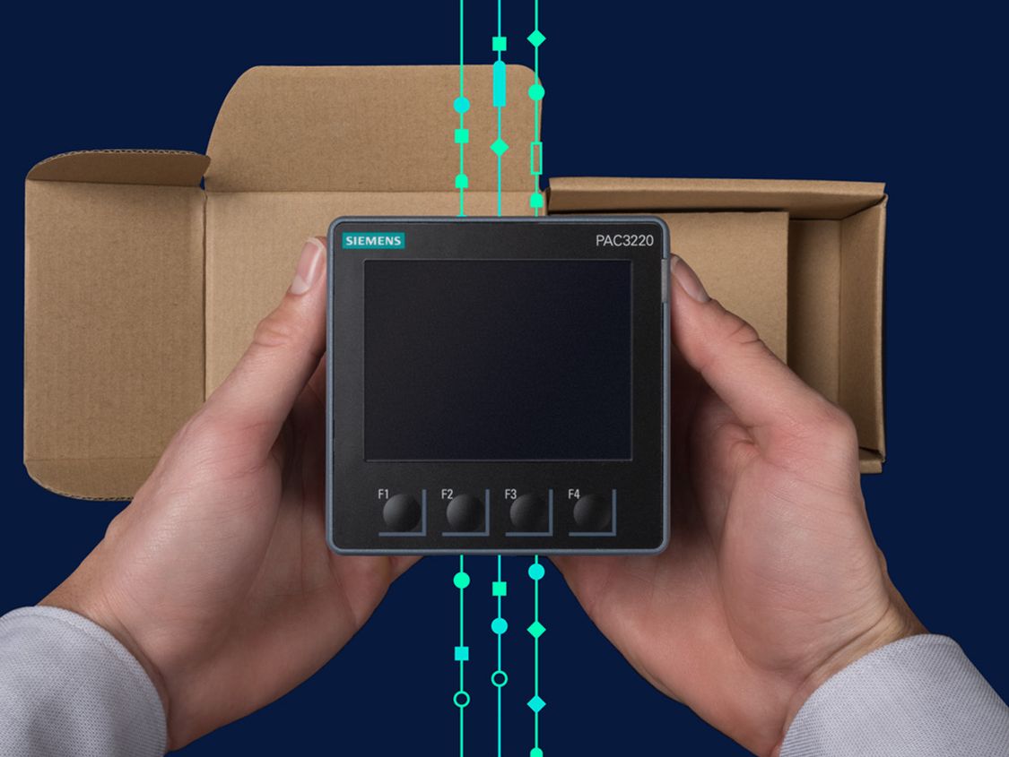 Unboxing a SENTRON multifunction measuring device