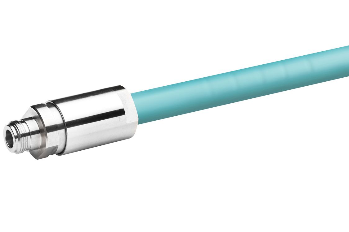 In a complex radio environment, RCoax coaxial cables ensure reliable connections in the Industrial Wireless LAN (IWLAN)