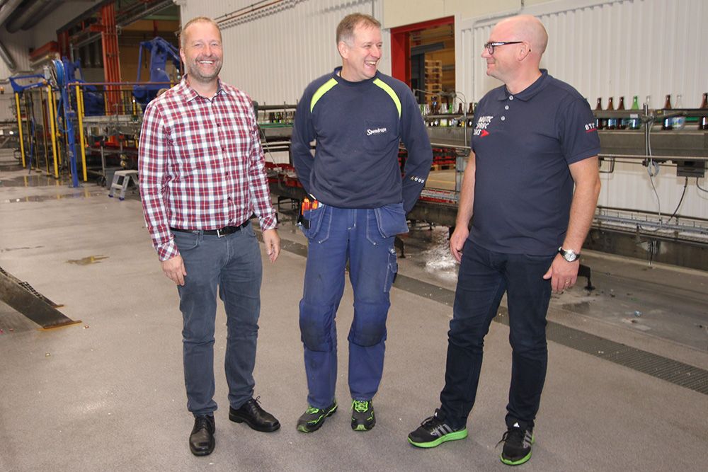 Peter Nordin, försäljningsingenjör på Siemens, Håkan Dahlman, automationstekniker på Spendrups, och Magnus Persson, projektledare Process & Automation på Spendrups