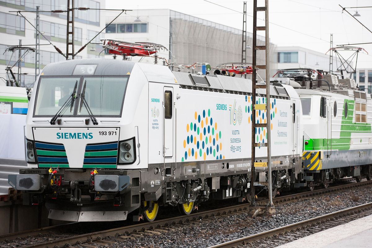 Largest Single Contract For Vectron Loco | Press | Company | Siemens