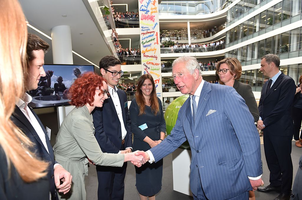 Prinz von Wales besucht Zentrale der Siemens AG