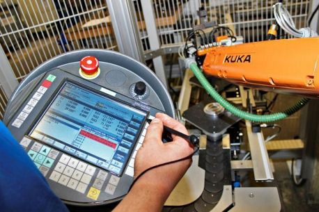 Roboter in der CNC-Fertigung