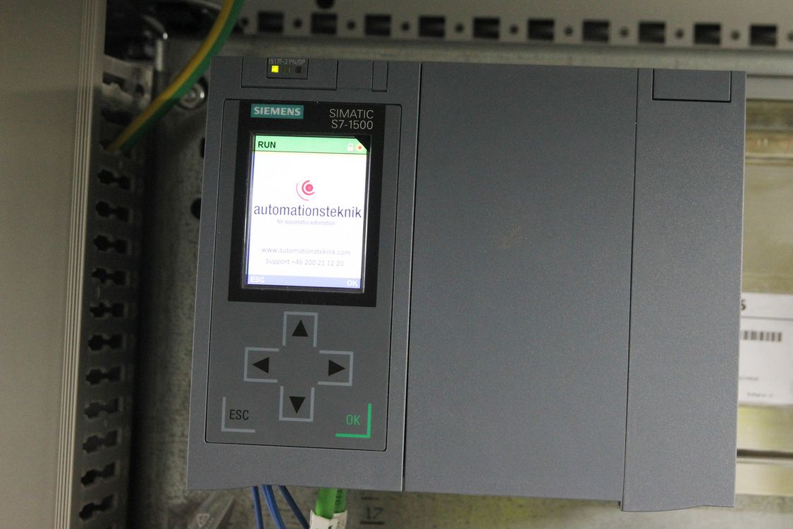 Styrsystemet Simatic S7-1500. Diagnostikmjukvaran Simatic ProDiag används för att generera larm direkt från plc:n till panelerna.