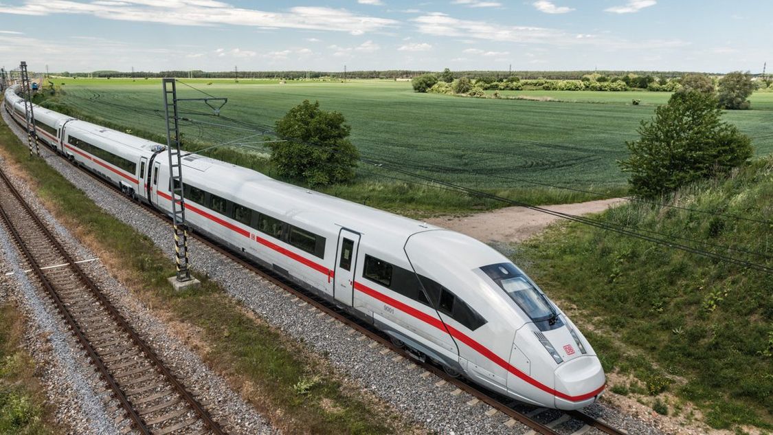 ICE 4 | Hochgeschwindigkeits- und Intercityzüge | Siemens