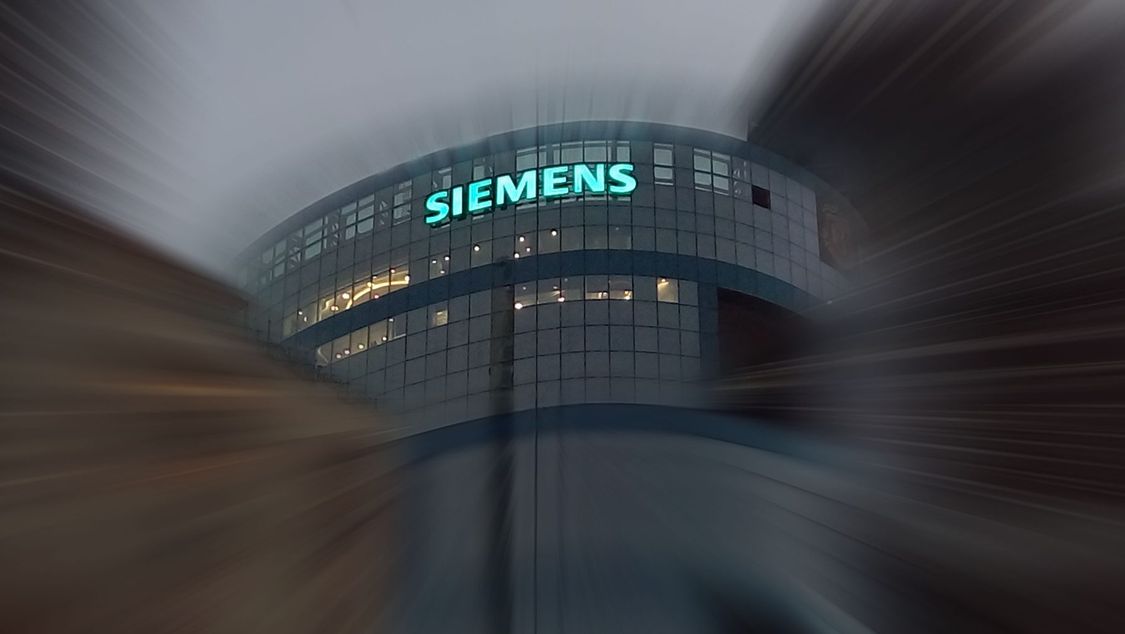 Siemens supply-chain management