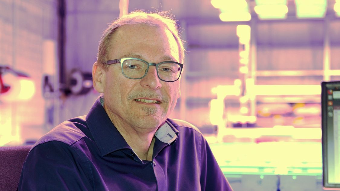 El investigador de Siemens Rudolf Sollacher en el laboratorio de agricultura de interior