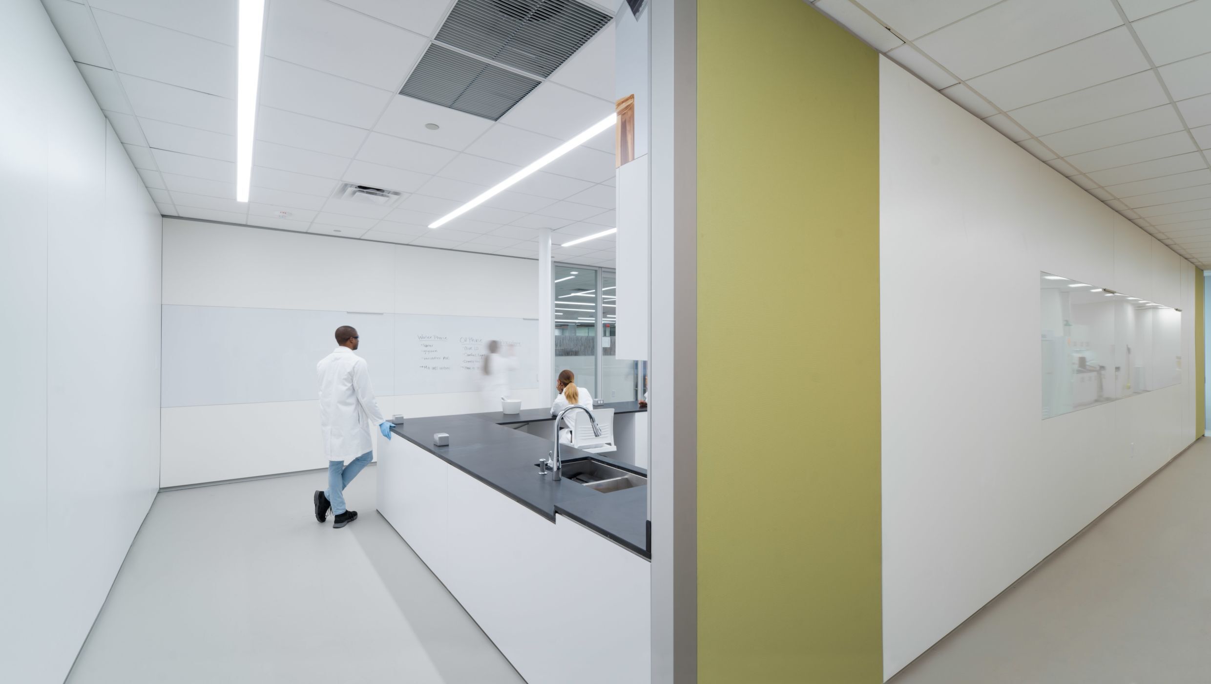 DIRTT Solid Walls Life Sciences Application 