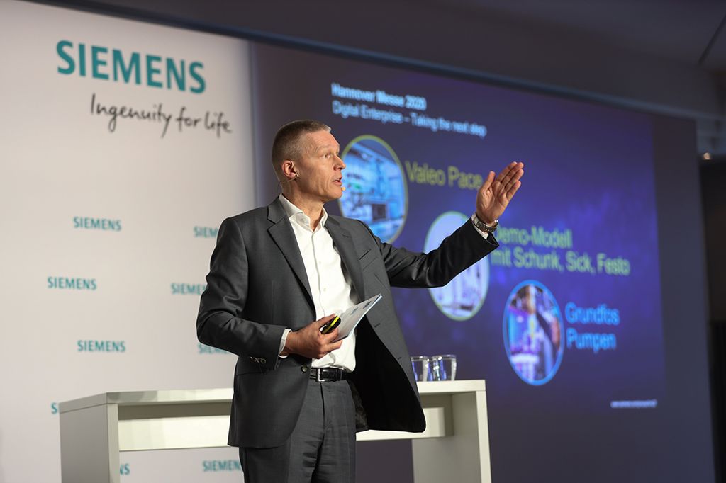 Dr. Jan Mrosik, COO von Digital Industries, Siemens AG.