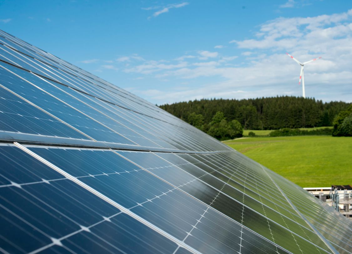 PV and wind plants in Germany.