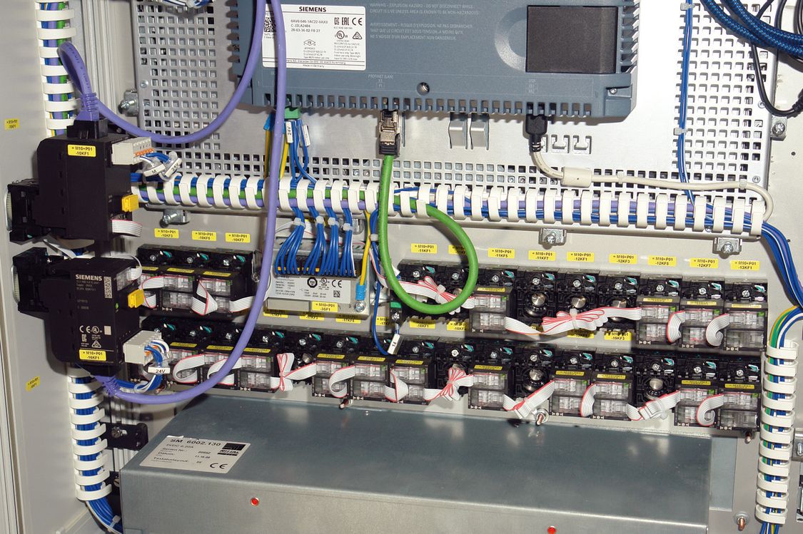 Control panel with SIRIUS ACT and PROFINET
