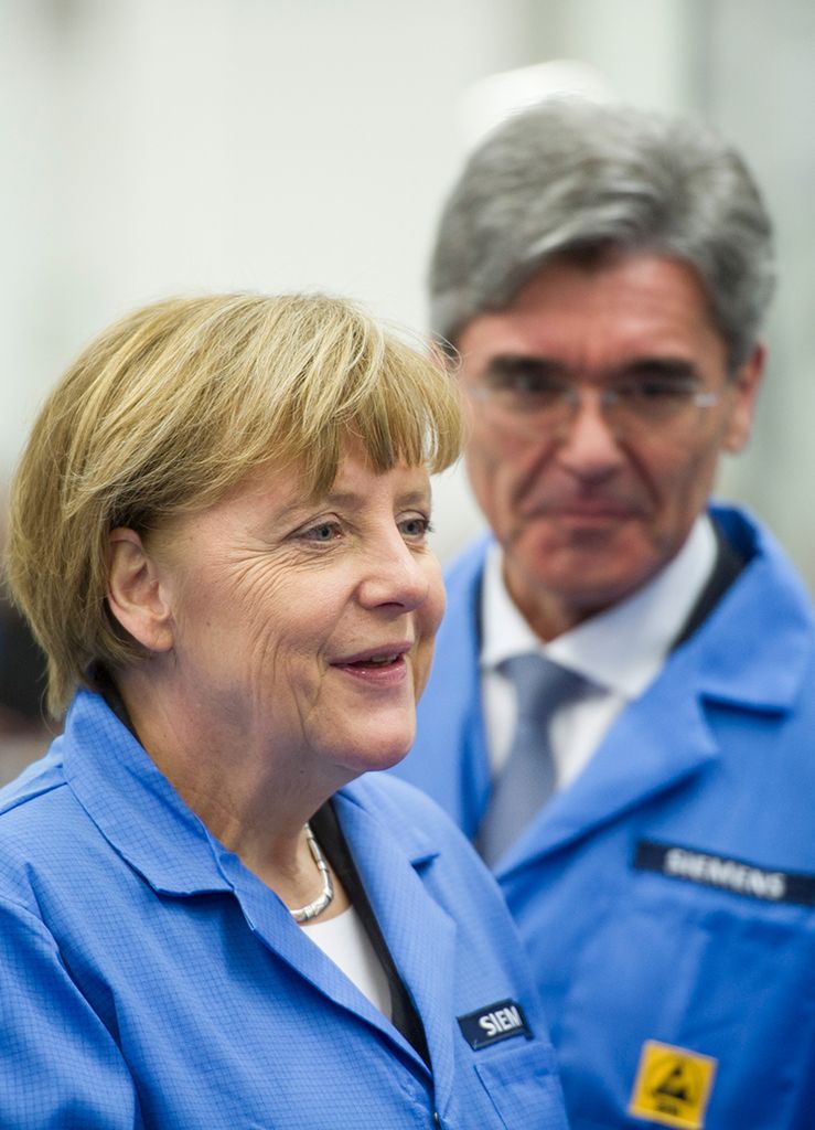 German Chancellor Merkel visits the "Digital Factory"