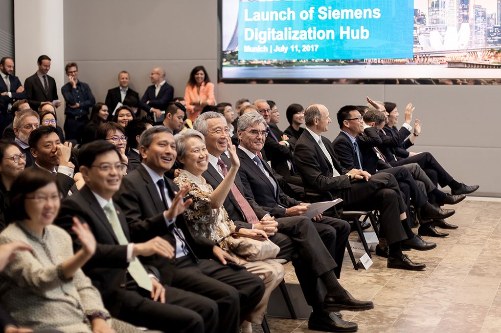 Siemens partners with Singapore to establish its first fully-integrated Digitalization Hub