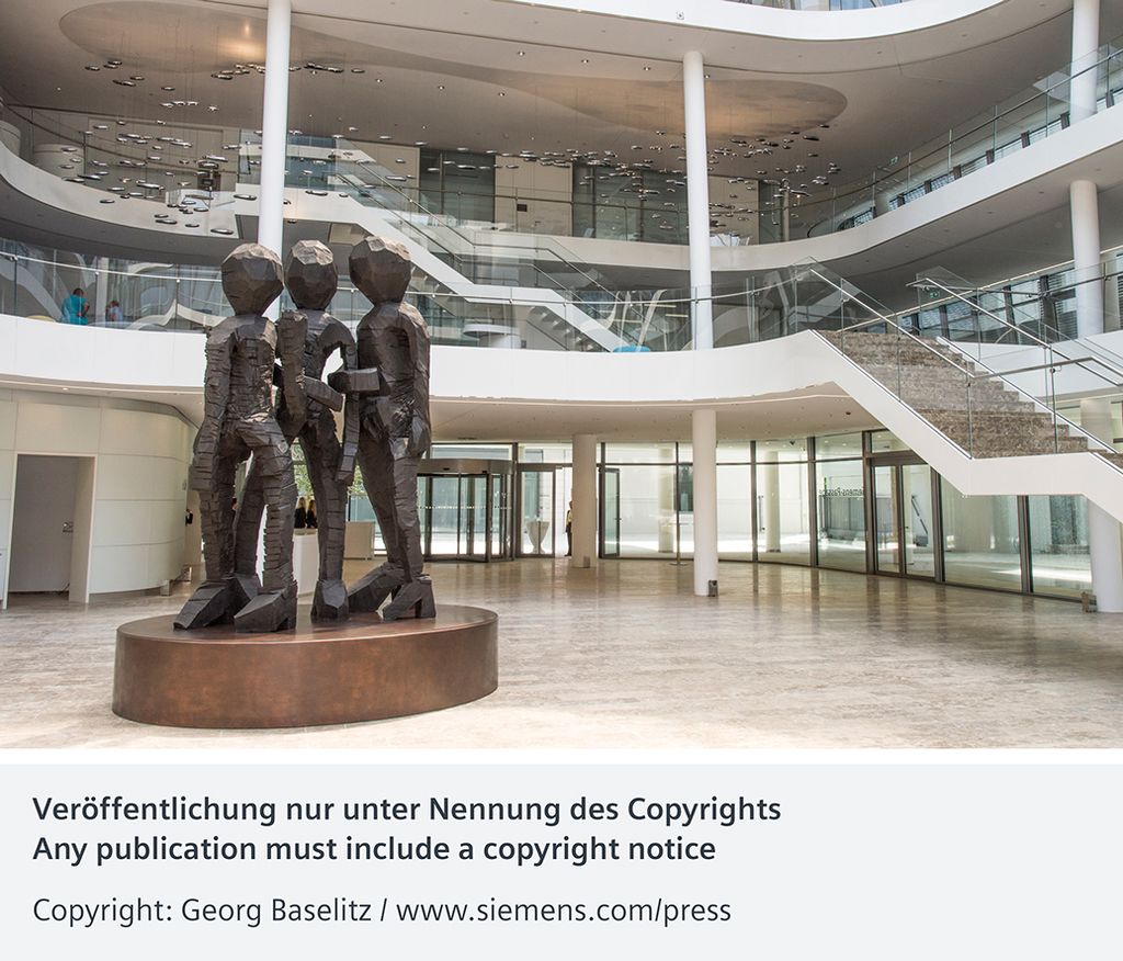 Bronze sculpture "Schwesterngruppe" inaugurated at the new Siemens Headquarters