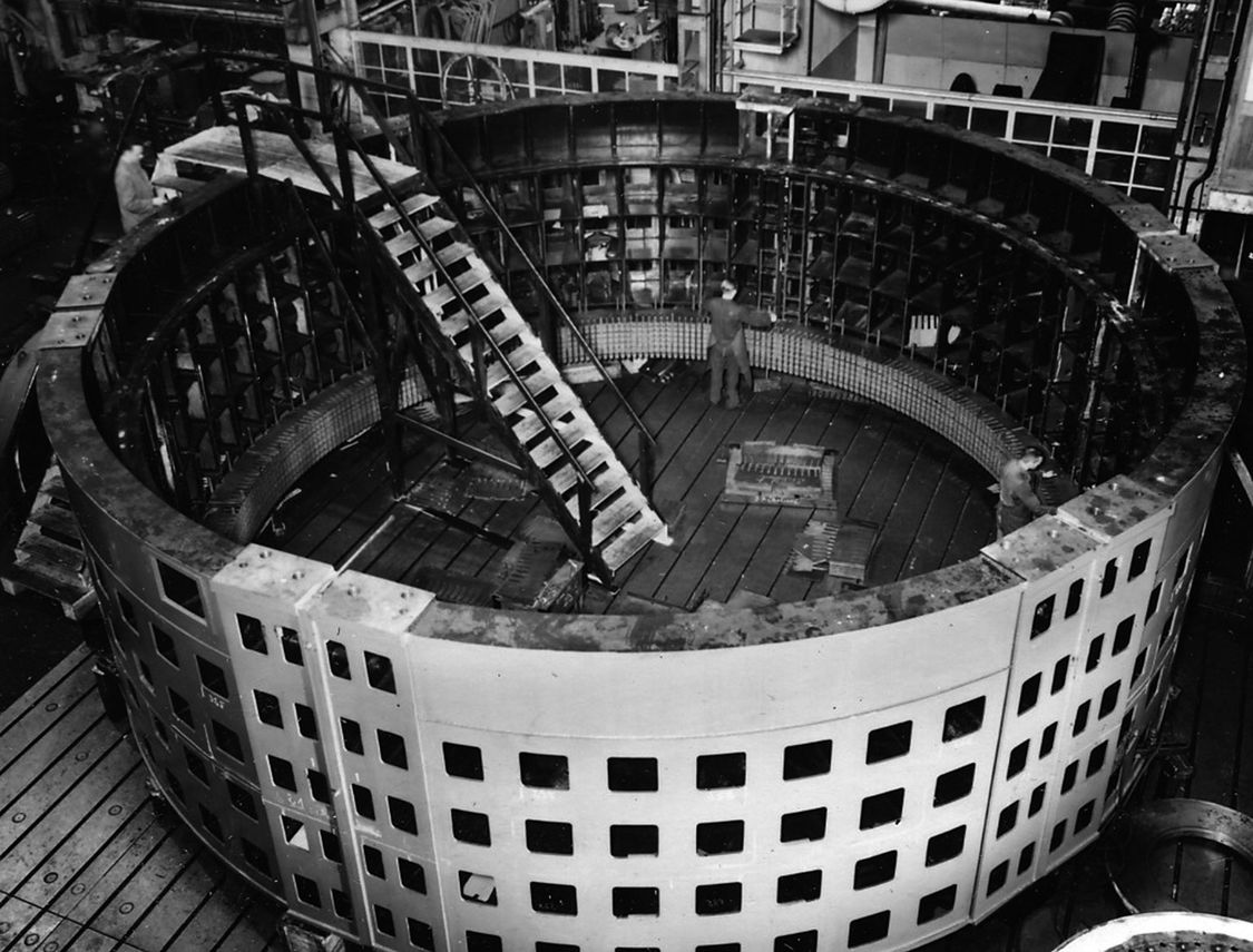 1940年ベルリン・ダイナモヴェルクでのヤル発電所用発電機の製造