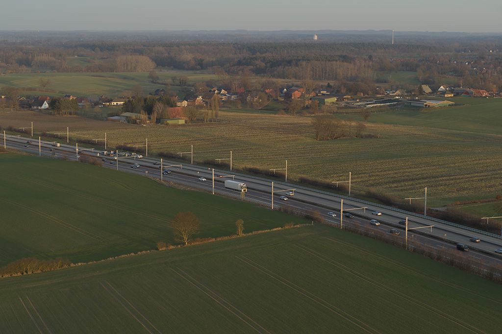 Construction of the eHighway on the A1 autobahn