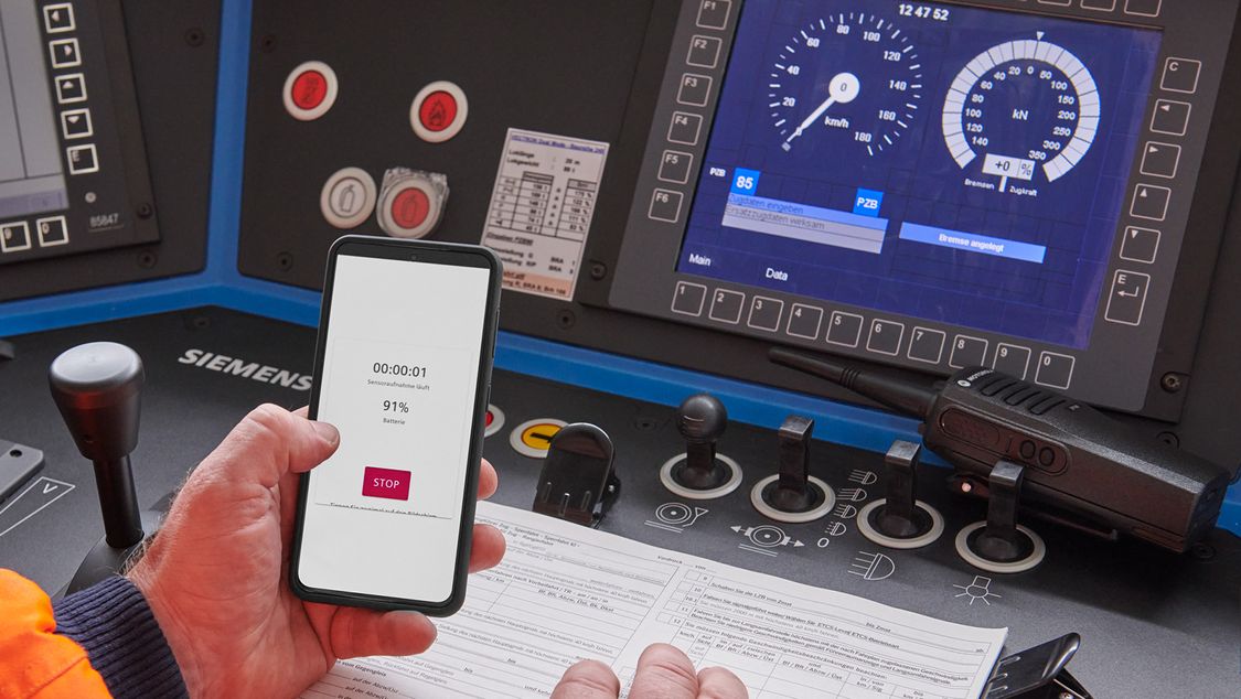 Rail track monitoring smartphone app